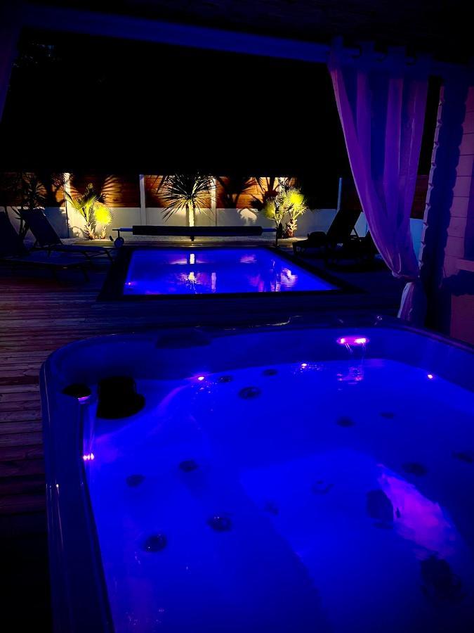 Maison A Biscarrosse Avec Piscine Et Jacuzzi Exterior foto